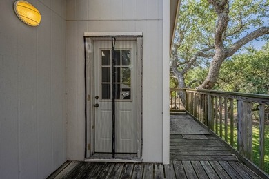 Lamar Peninsula Retreat under Majestic Coastal Oaks. Nestled - photo 29