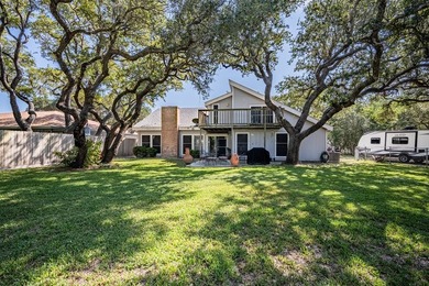 Lamar Peninsula Retreat under Majestic Coastal Oaks. Nestled - photo 31