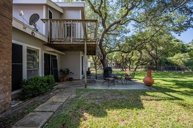 Lamar Peninsula Retreat under Majestic Coastal Oaks. Nestled - photo 32