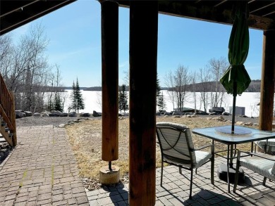 Lake Vermilion Log Home: Rare South Facing 3+BR, 3 BA, Like New - photo 34