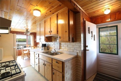 Lake Vermilion Log Home: Rare South Facing 3+BR, 3 BA, Like New - photo 45