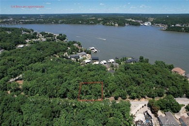 Extremely nice buildable lot in Porto Cima with access from two - photo 1