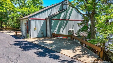 Amazing lakefront with wide open, main channel views in - photo 4