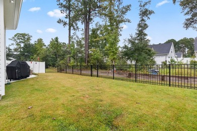 Welcome to this stunning 3-bedroom, 3-bath home with a bonus - photo 23