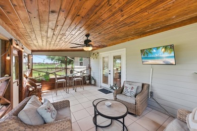 Welcome to this beautifully renovated 3-bedroom, 2-bath home in - photo 30