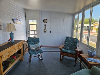 Welcome to this 1991 Barrington HS - 3 bedroom/2 Bath, 1152 sq - photo 3