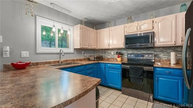 Great Horseshoe Bend location, nearly an acre of wooded ground - photo 8