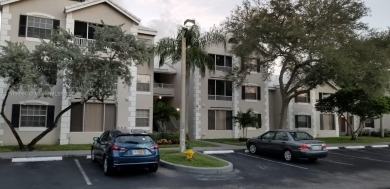 Lake Condo For Sale in Oakland Park, Florida