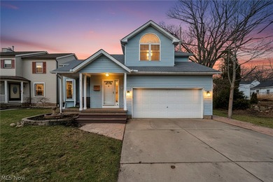 (private lake, pond, creek) Home For Sale in Willowick Ohio