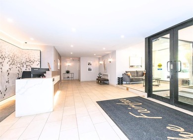 Spacious One Bedroom Apartment in a desirable location near 71st - photo 2