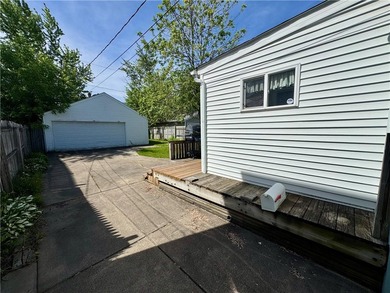 Welcome to 347 Stillwell Avenue, a charming Village of Kenmore - photo 4