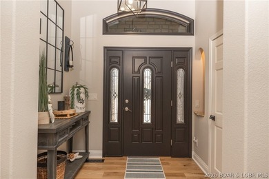 Tucked into a private setting in the heart of town, this - photo 4