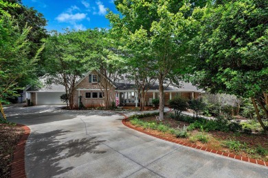 Lake Home For Sale in Lavonia, Georgia