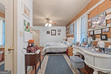 Log Cabin life in a great location with Lake Oconee views and a - photo 23