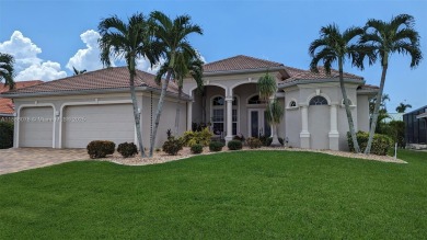Cape Coral Lakes Area Home Sale Pending in Cape Coral Florida