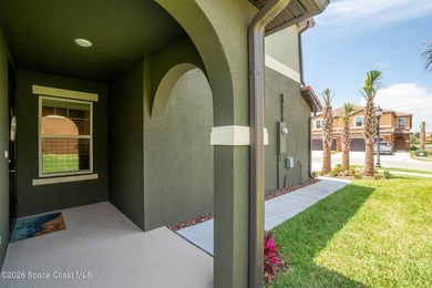 PRICED TO SELL! Lowest per square foot townhouse currently - photo 2