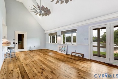 Privacy, tranquility and WATERFRONT! This custom transitional - photo 25