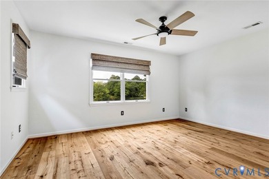 Privacy, tranquility and WATERFRONT! This custom transitional - photo 45