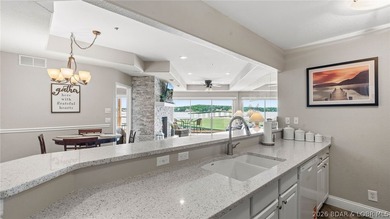 Lake life feels effortless at Emerald Bay. This 3-bedroom - photo 7