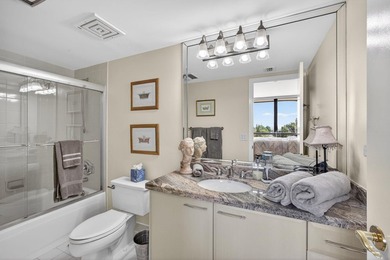 Enjoy this beautiful open floor plan with ceiling to floor - photo 27