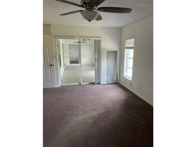 Welcome to this beautifully maintained 3-bedroom, 2-bathroom - photo 31