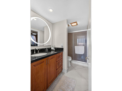Enjoy this beautiful open floor plan with ceiling to floor - photo 32