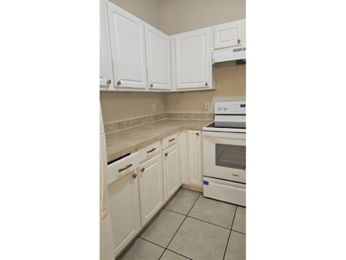 GREAT INVESTMENT PROPERTY! - $7,015.00 mo. Insurance: $5,100.00 - photo 6