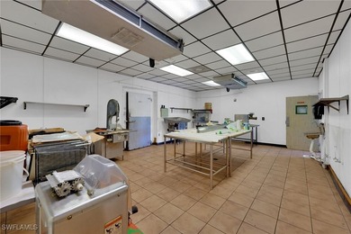 DOWNTOWN CAPE CORAL! Fantastic opportunity for a business to - photo 29