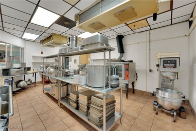 DOWNTOWN CAPE CORAL! Fantastic opportunity for a business to - photo 32