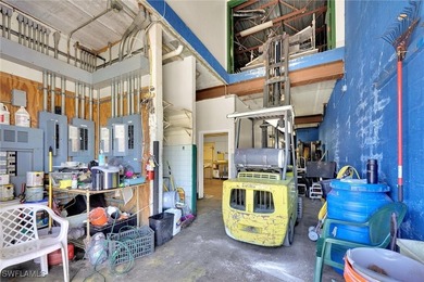DOWNTOWN CAPE CORAL! Fantastic opportunity for a business to - photo 47