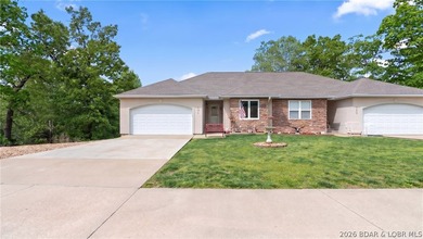 Spacious and well designed 2 level villa offering 4 bedrooms, 3 - photo 1
