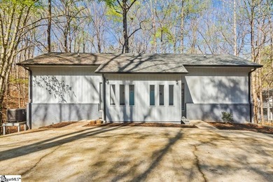 Lake Condo For Sale in Westminster, South Carolina