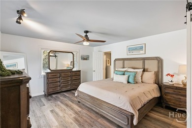 Renovated Coastal 5BR/3.5BA 2300sqft Single Family Home on Saint - photo 12