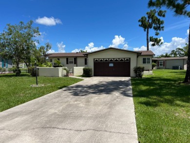 (private lake, pond, creek) Home For Sale in North Fort Myers Florida