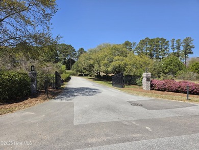 Exciting opportunity to build your dream home by the water! This - photo 2