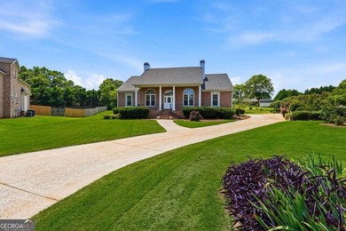 Experience refined one-level living in this beautifully - photo 3