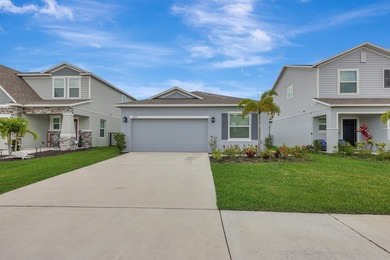 (private lake, pond, coastal) Home Active Under Contract in Port Saint Lucie Florida