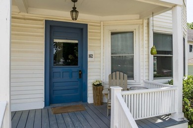 Welcome to this beautifully updated 2-bedroom, 1-bath condo in - photo 12