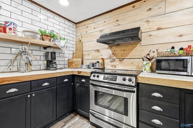 Just Listed! A Fabulous & truly one-of-a-kind 4BR/4.5BA - photo 27