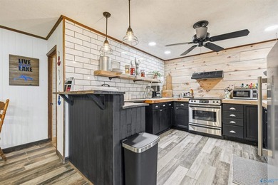 Just Listed! A Fabulous & truly one-of-a-kind 4BR/4.5BA - photo 29