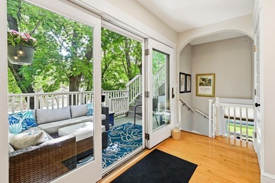 Welcome to this beautifully updated 2-bedroom, 1-bath condo in - photo 30