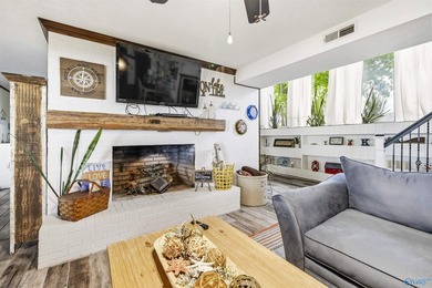 Just Listed! A Fabulous & truly one-of-a-kind 4BR/4.5BA - photo 32