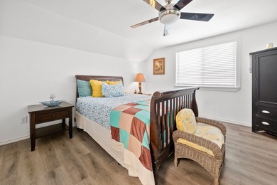 Welcome to 120 Retama Lane, a versatile Rockport property - photo 33