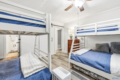 Just Listed! A Fabulous & truly one-of-a-kind 4BR/4.5BA - photo 34