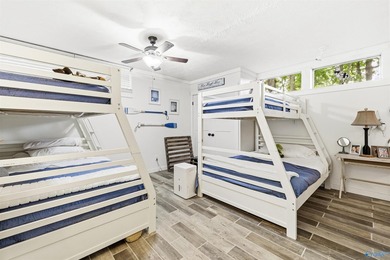 Just Listed! A Fabulous & truly one-of-a-kind 4BR/4.5BA - photo 35