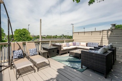 Welcome to this beautifully updated 2-bedroom, 1-bath condo in - photo 35