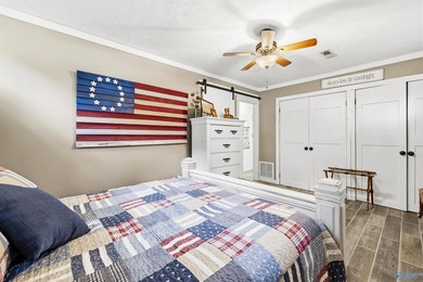 Just Listed! A Fabulous & truly one-of-a-kind 4BR/4.5BA - photo 36