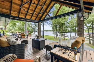Just Listed! A Fabulous & truly one-of-a-kind 4BR/4.5BA - photo 41