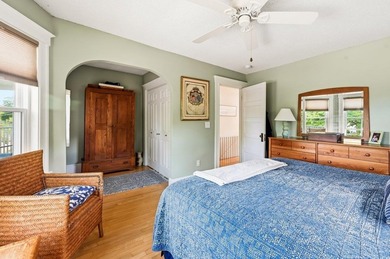 Welcome to this beautifully updated 2-bedroom, 1-bath condo in - photo 41