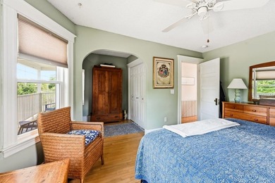 Welcome to this beautifully updated 2-bedroom, 1-bath condo in - photo 42